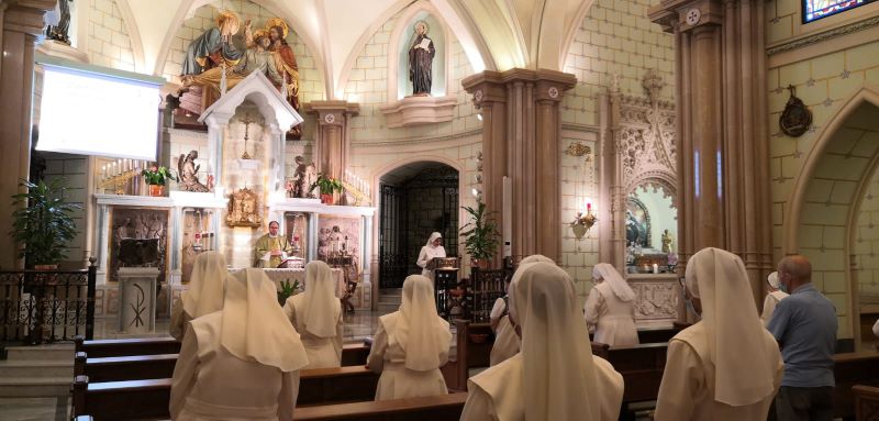 Clausura de la prolongación del año jubilar por los 150º años de fundación de las Siervas de Jesús de la Caridad, en la iglesia de la Casa madre en la Naja, en Bilbao.