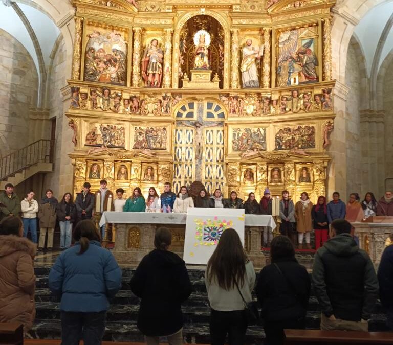 70 personas, en el retiro de jóvenes de las vicarías IV y V, en Durango