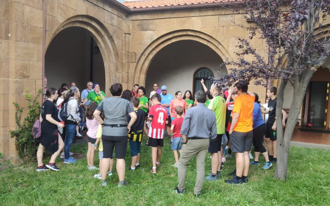 Ekintza Katolikoak urteroko jaia ospatu eban atzo Las Carrerasen