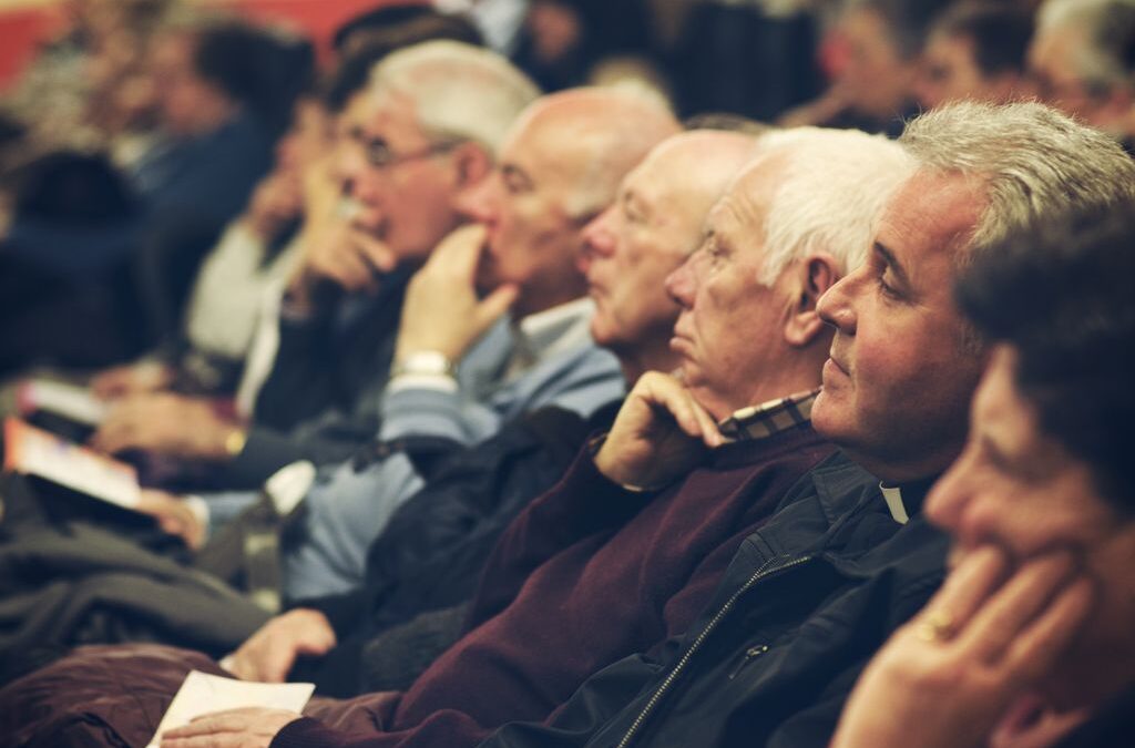 El obispo de Bilbao, en el congreso sobre pastoral para las personas mayores del Vaticano