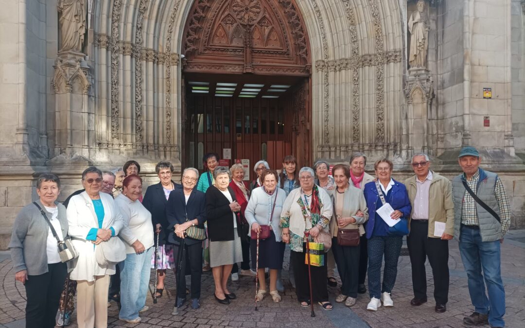 Arranca el curso en Vida Ascendente/ Bizian Gora: «No somos viejas, somos mayores”