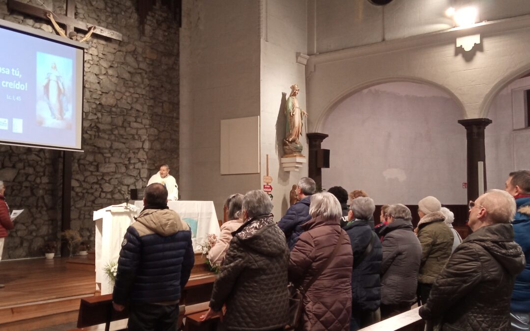 La comunidad cristiana de Zorroza reflexiona sobre «cómo ser comunidad que acoge»