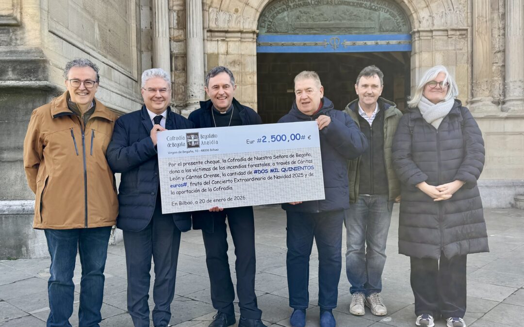 Begoñako kofradiak Caritasi eskura emon deutso Gabonetako kontzertuan batutako dirua