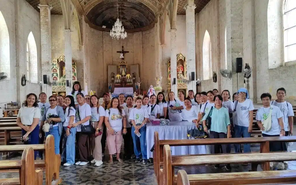 Grupo de padres y madres Filipinas