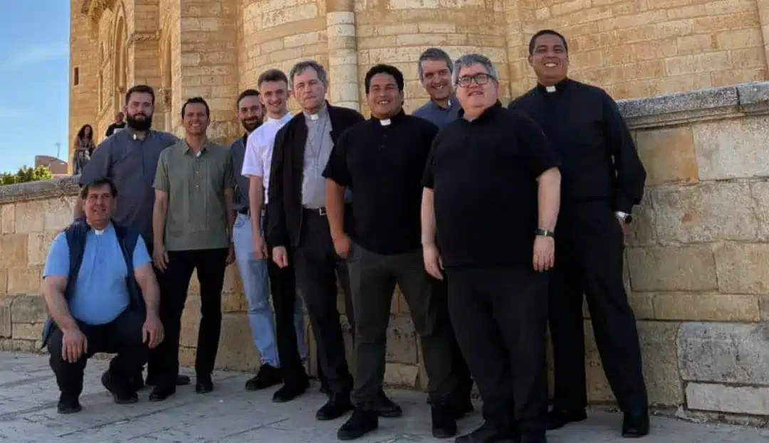 Días de convivencia en Palencia, del grupo de últimos ordenados de Bilbao