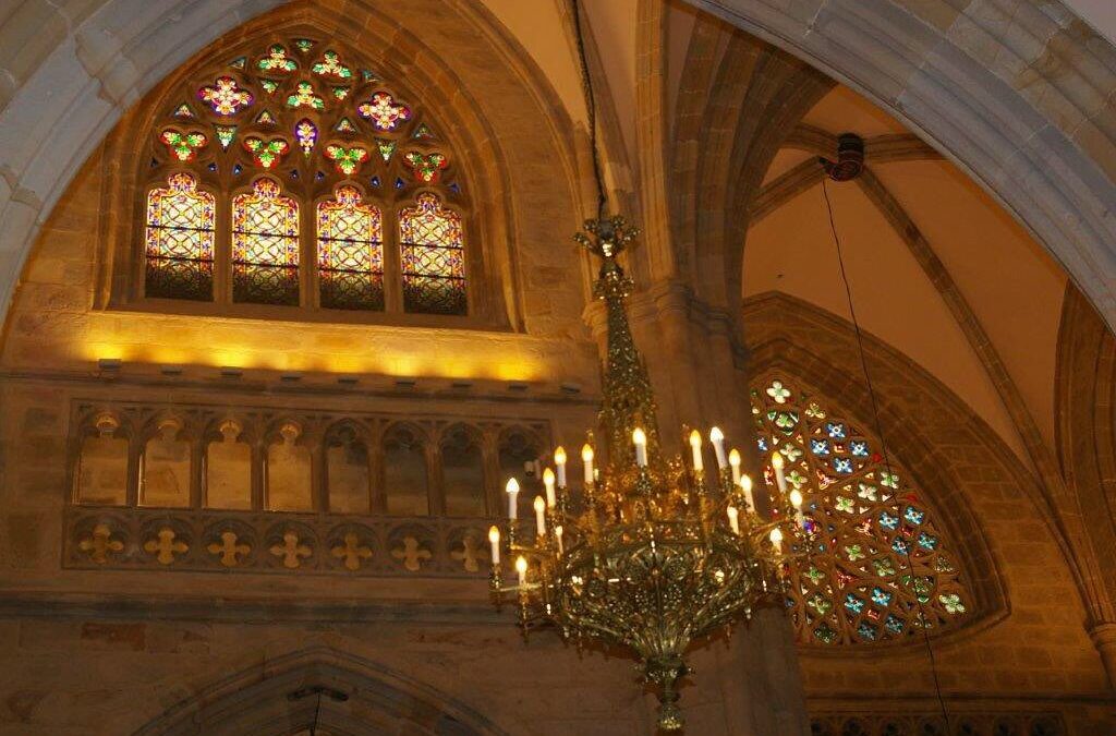 Eucaristía de Pentecostés, en la catedral, con los dos obispos