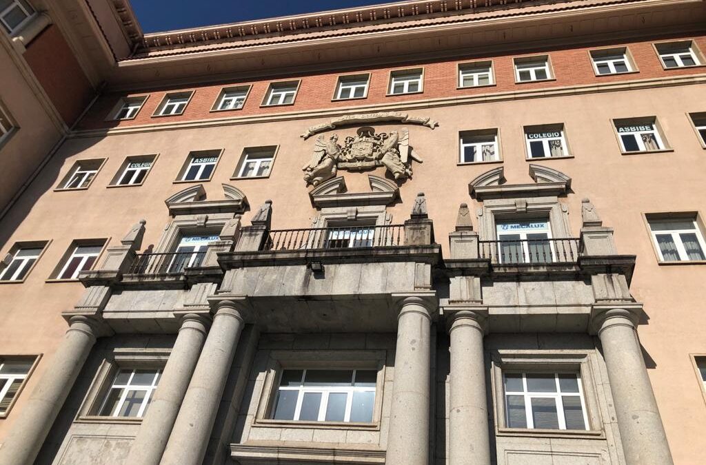 La Escuela Universitaria de Magisterio (BAM) ultima su traslado al edificio Seminario de Derio