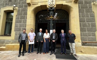 Visita del obispo a la Casa de la Misericordia