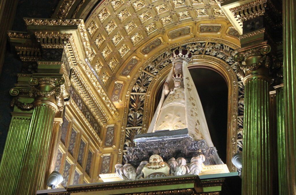 El santuario de Begoña se prepara para el día de la Virgen