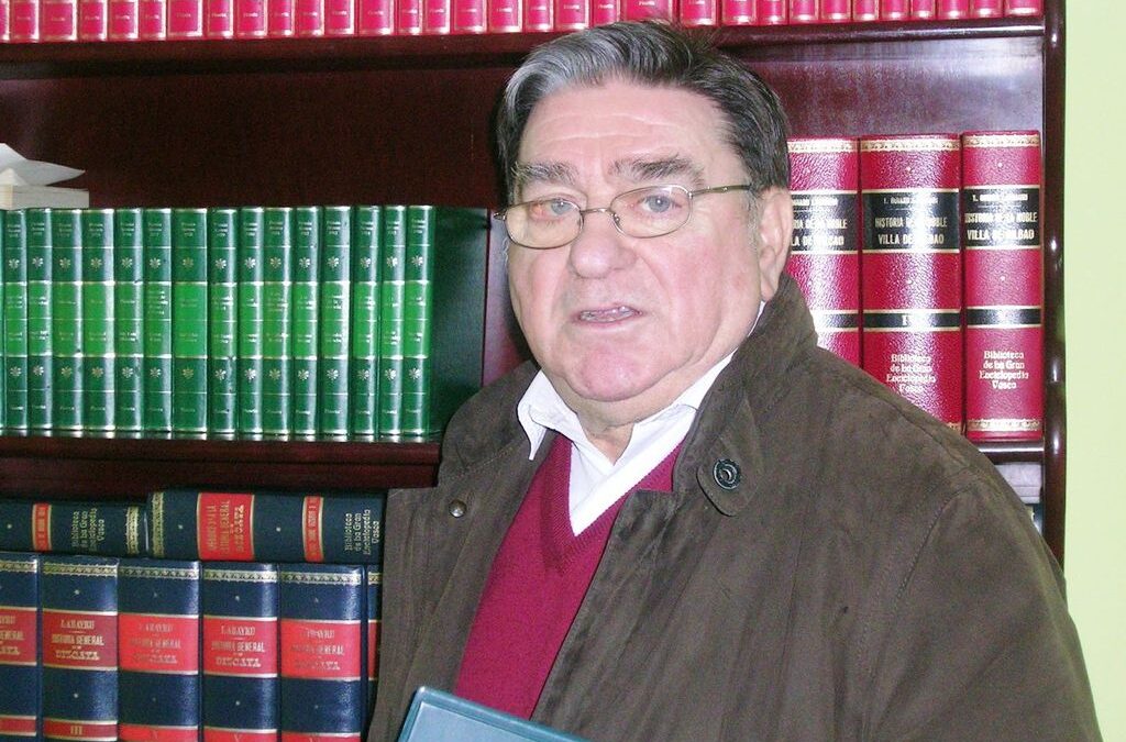 Ha fallecido Javier Macua
