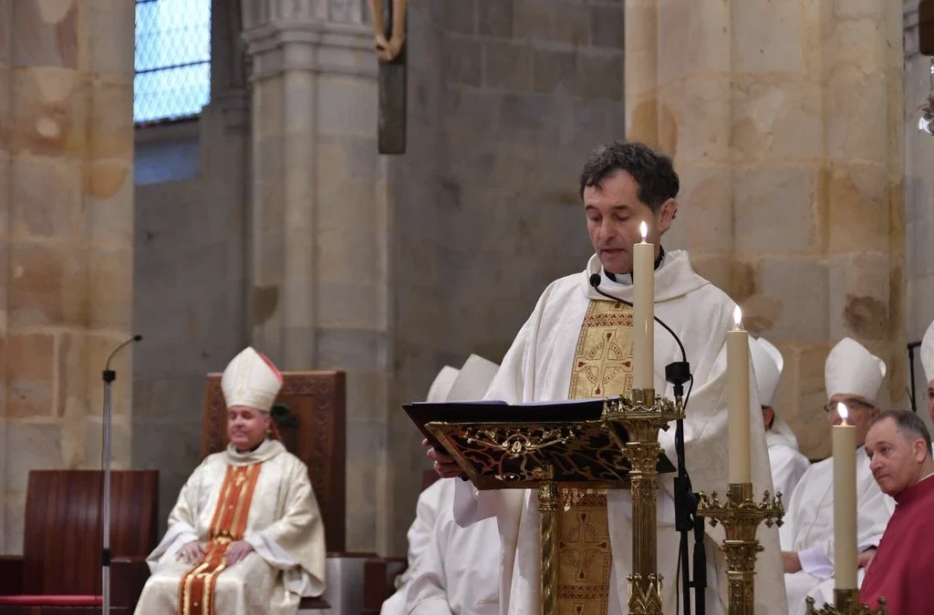 Galería de imágenes de la ordenación episcopal de Mons. Joseba Segura Etxezarraga