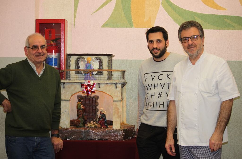 Los Franciscanos de Irala siguen repartiendo comida a las personas más necesitadas