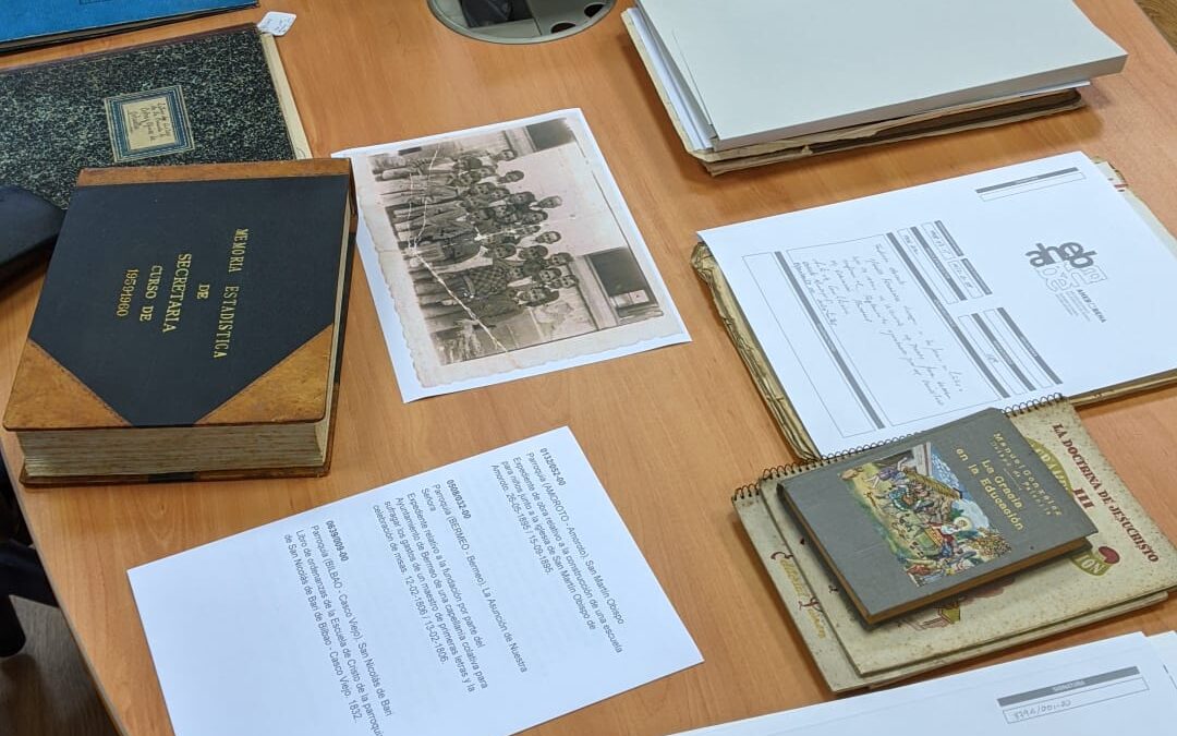 El Archivo invita a un recorrido por la historia de nuestras escuelas parroquiales en blanco y negro