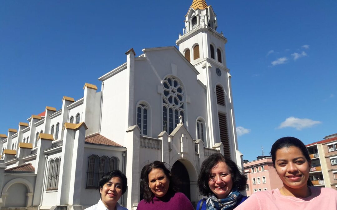 Mons. Segura presidirá mañana la última Misa Latinoamericana del curso