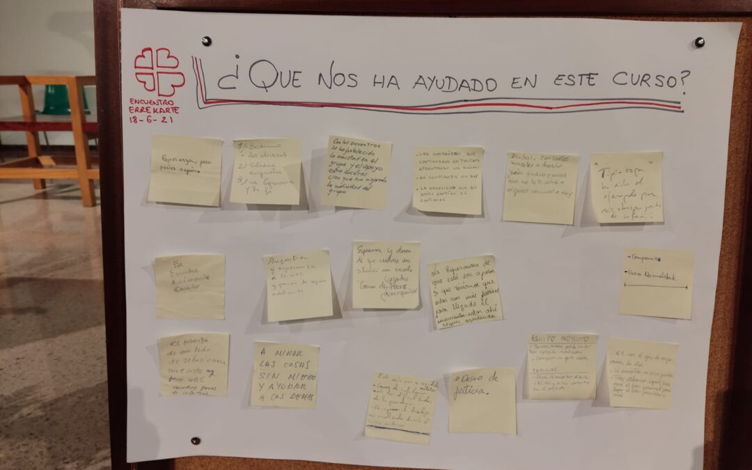 Concluye la primera semana del Campo de Trabajo entre jóvenes eskaut y Auzobizi de Cáritas: «Jugando somos todos iguales»