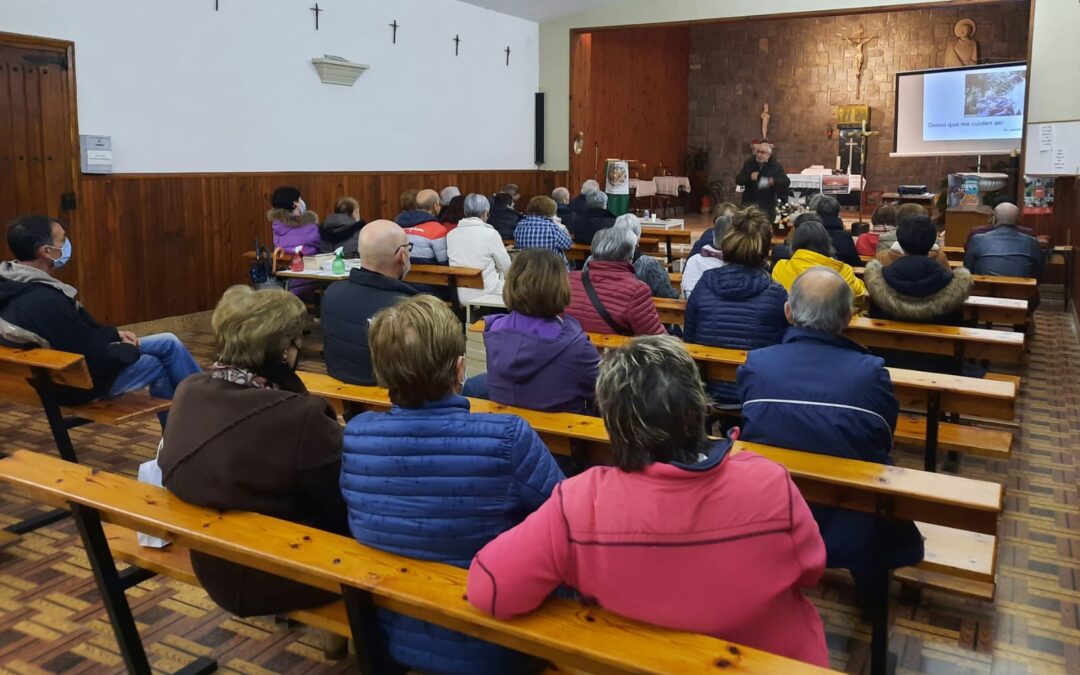 Medio centenar de personas en la conferencia sobre cuidados paliativos y voluntades anticipadas, en Karrantza