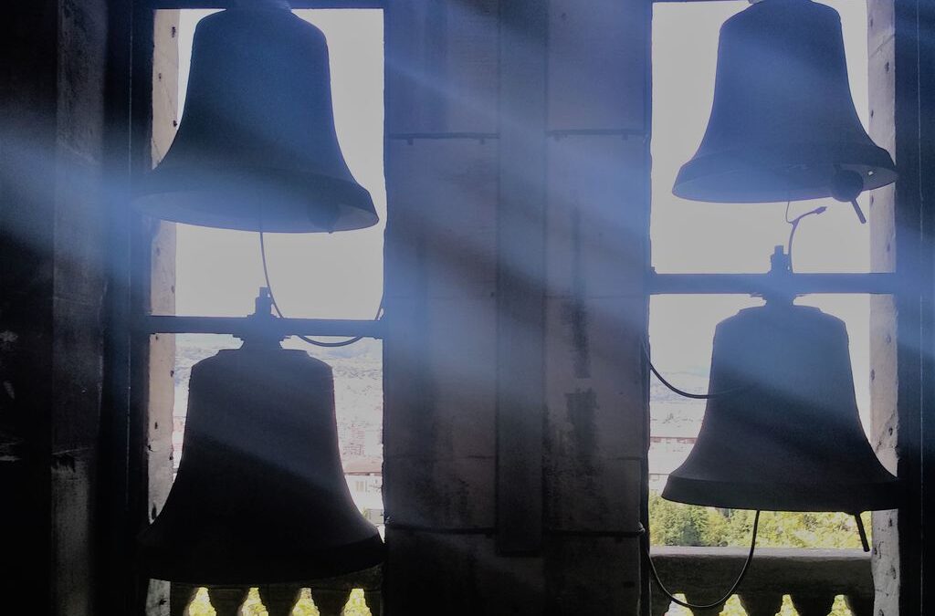 Recital de campanas en Begoña, en la víspera de San Juan