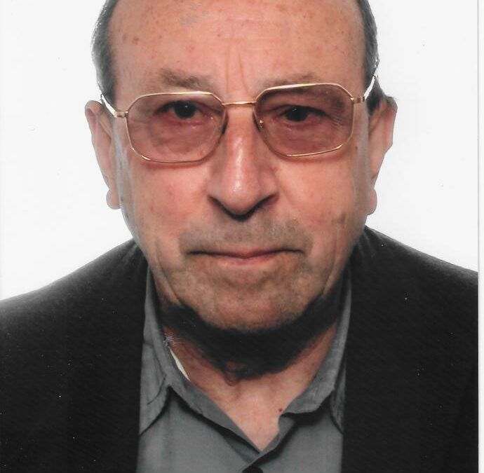 Hoy se celebrará el funeral por José María Urlezaga, el `cura de Belendiz´