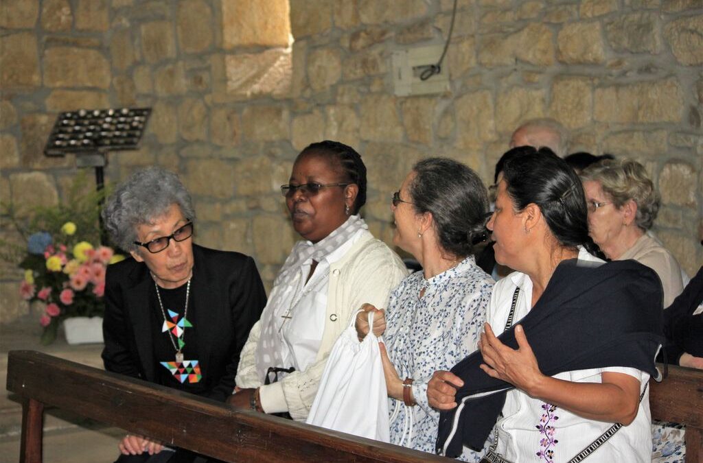 Mercedarias Misioneras de Bérriz de todo el mundo celebran San Lorenzo en Bizkaia