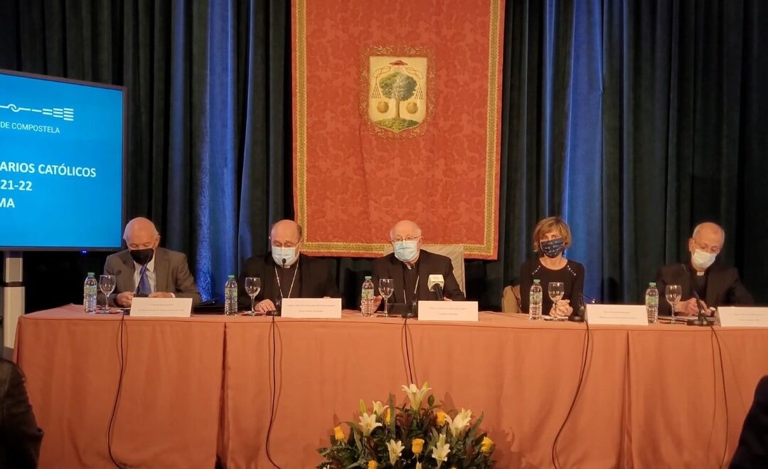 Mons. Segura, ponente en el Encuentro de Empresarios Católicos, en Santiago de Compostela